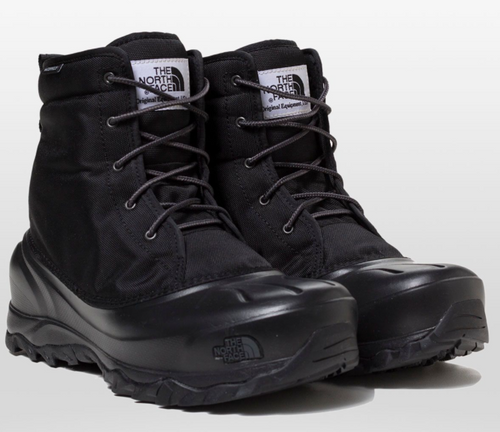 Product image of men's The North Face winter boots with laces. Side view.